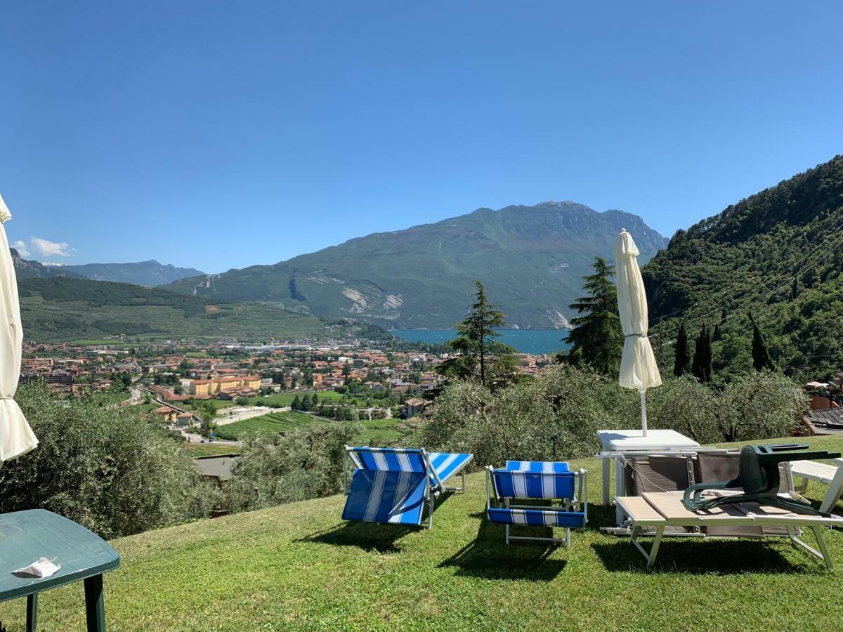 Sky&Pool Dom Apartment Riva del Garda Exterior photo