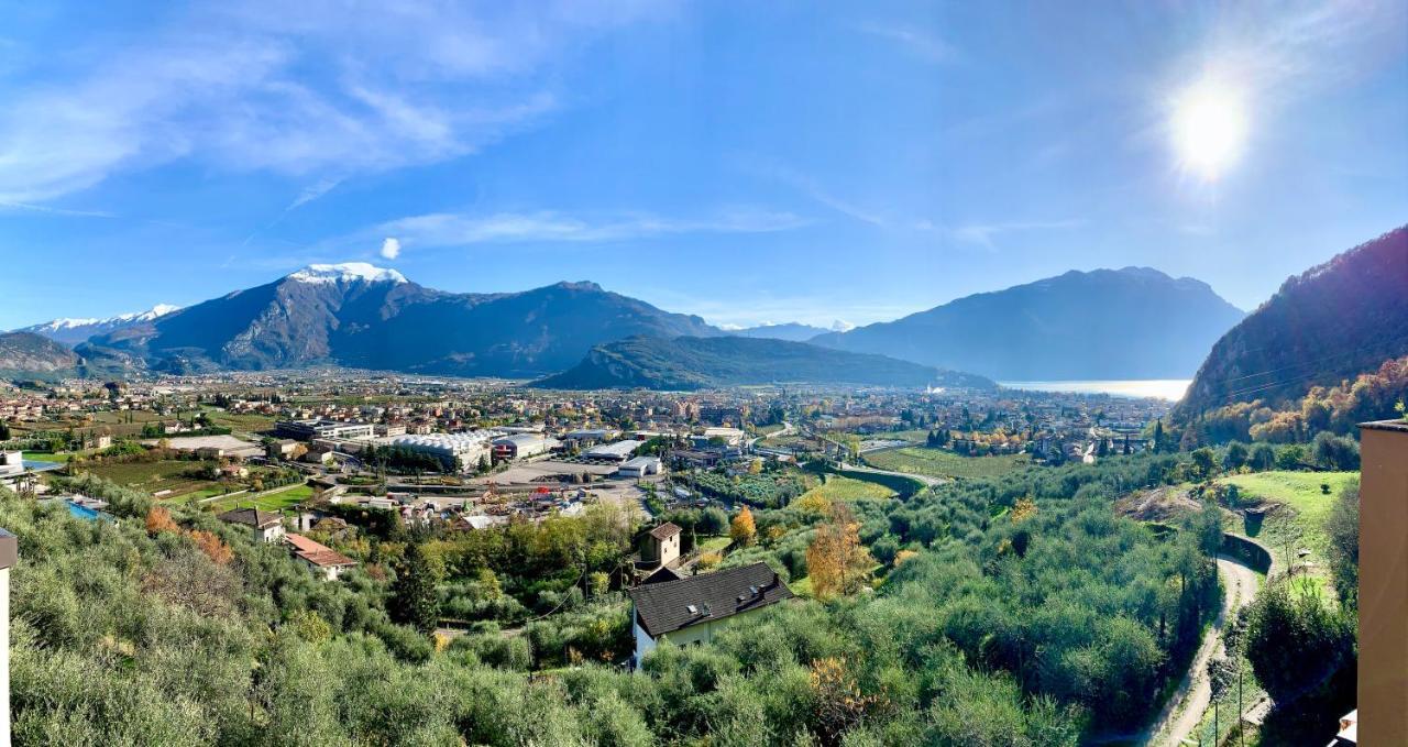 Sky&Pool Dom Apartment Riva del Garda Exterior photo
